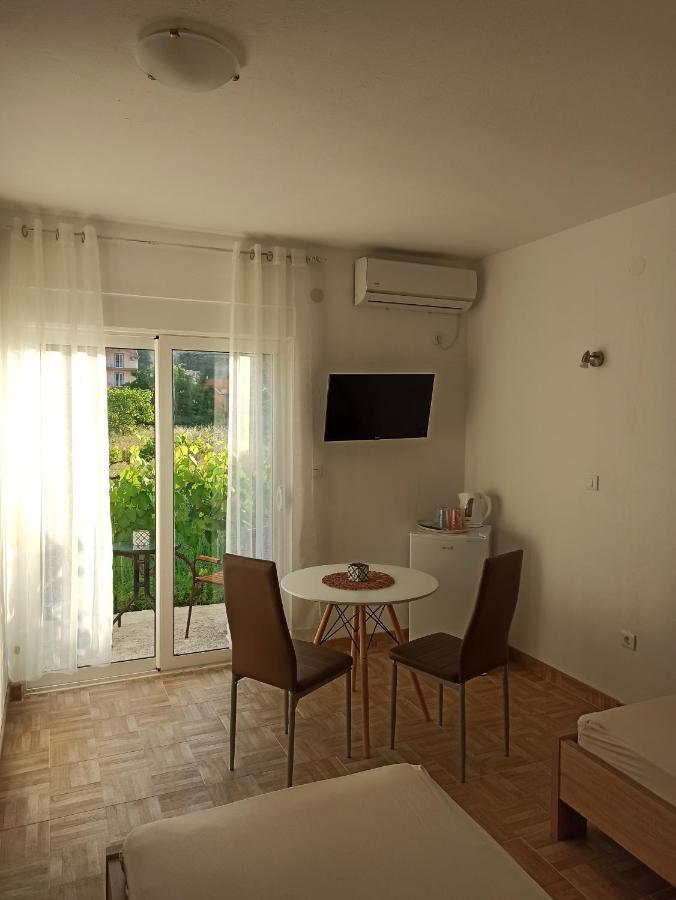Apartment Lastva Holliday Budva