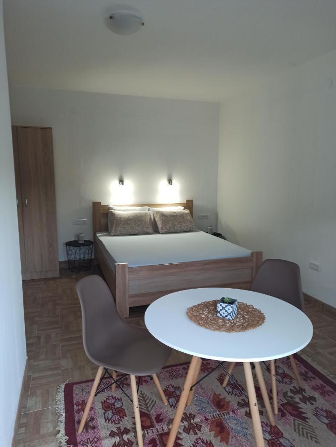 Apartment Lastva Holliday Budva