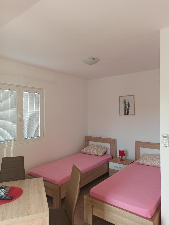 Apartment Lastva Holliday